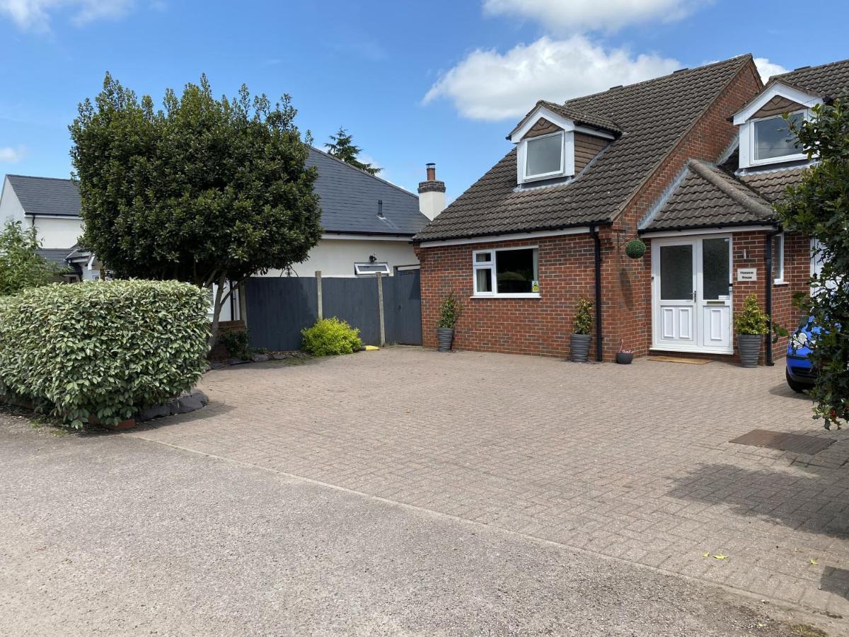 Hansom House Hinckley Exterior foto